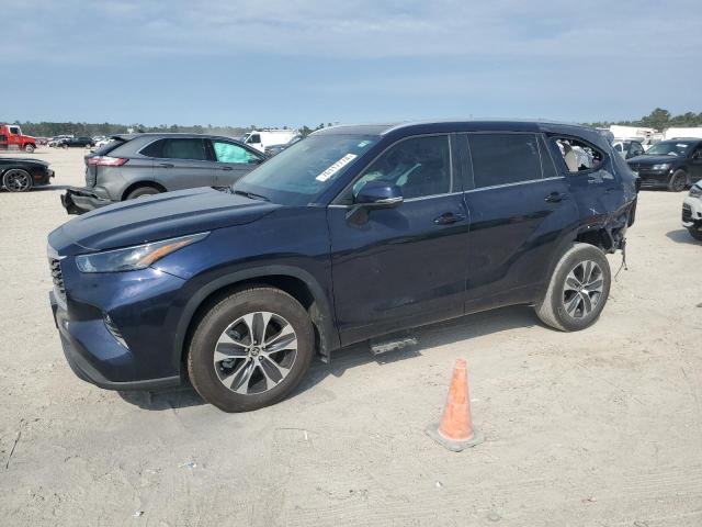 TOYOTA HIGHLANDER 2024 with VIN 5TDKDRAH9RS535845 - Photo from auction