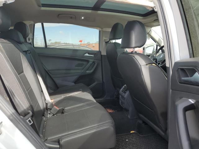 Photo 10 from auction – 2018 VOLKSWAGEN TIGUAN SE with VIN 3VV2B7AXXJM182829