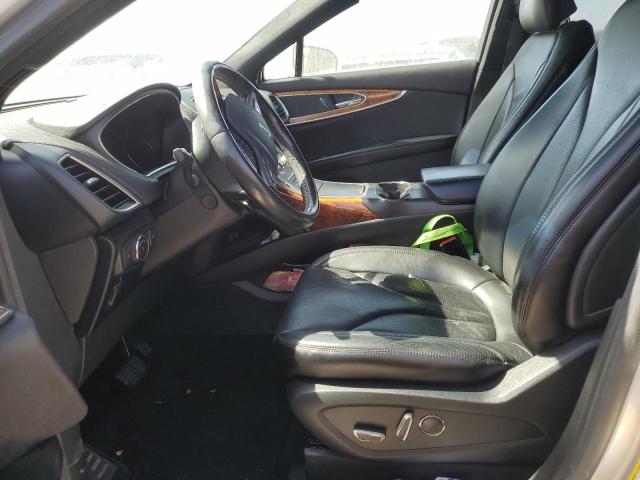 Photo 7 from auction – 2016 LINCOLN MKX RESERV with VIN 2LMTJ8LR3GBL32770