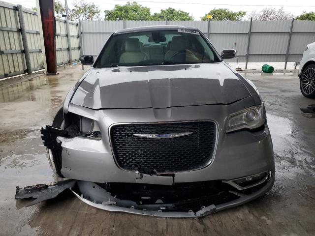 Photo 5 from auction – 2017 CHRYSLER 300C with VIN 2C3CCAEG2HH610025