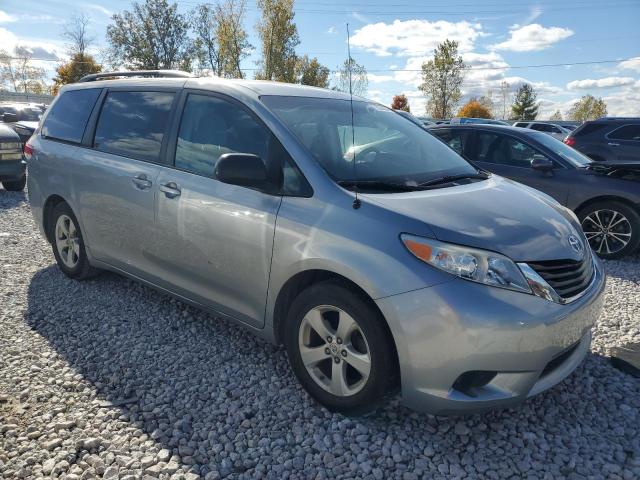 Photo 4 from auction – 2011 TOYOTA SIENNA LE with VIN 5TDKK3DCXBS115875