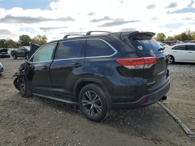 Photo 2 from auction – 2018 TOYOTA HIGHLANDER with VIN 5TDBZRFH0JS822327