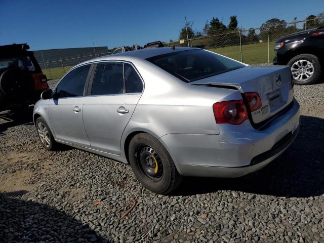 Photo 2 from auction – 2007 VOLKSWAGEN JETTA WOLF with VIN 3VWEF71K87M176666