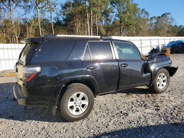 Photo 3 from auction – 2019 TOYOTA 4RUNNER SR with VIN JTEBU5JR9K5704593