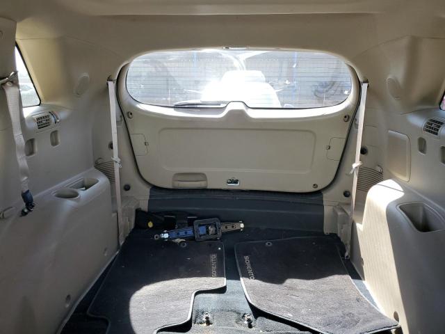 Photo 10 from auction – 2011 KIA SORENTO EX with VIN 5XYKUDA22BG138138