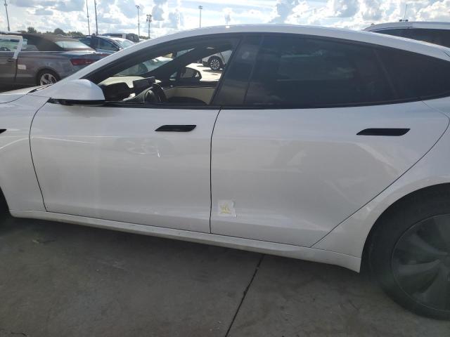 Photo 13 from auction – 2022 TESLA MODEL S with VIN 5YJSA1E57NF487464