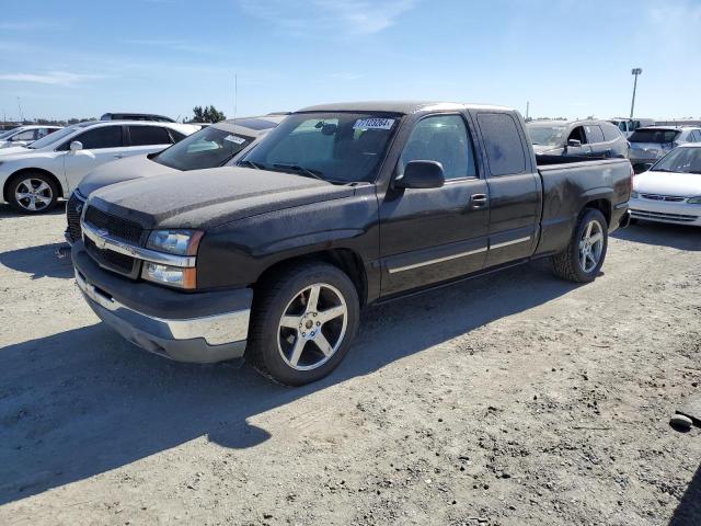 CHEVROLET SILVERADO 2004 with VIN 2GCEC19T541153323 - Photo from auction