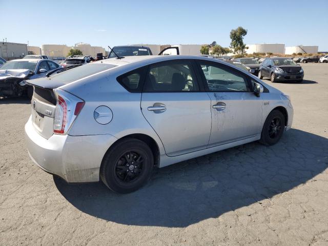 Photo 3 from auction – 2015 TOYOTA PRIUS PLUG with VIN JTDKN3DP0F3072228