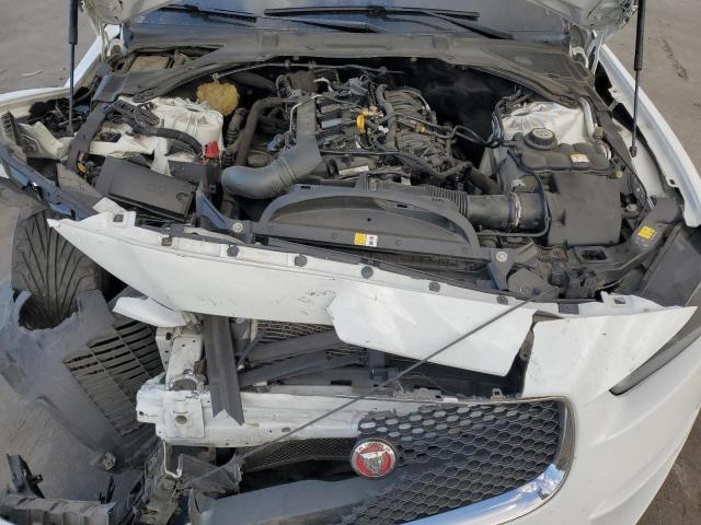 Photo 11 from auction – 2017 JAGUAR XE with VIN SAJAR4BG6HA965206