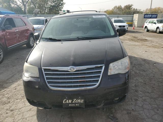 Photo 5 from auction – 2010 CHRYSLER TOWN & COU with VIN 2A4RR8D19AR393738