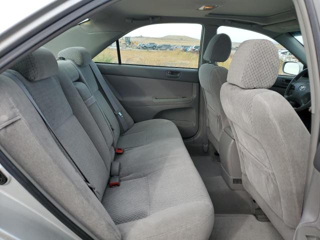 Photo 10 from auction – 2004 TOYOTA CAMRY LE with VIN 4T1BF32K34U588719