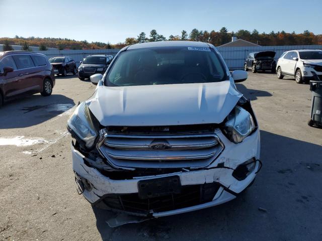 Photo 5 from auction – 2017 FORD ESCAPE SE with VIN 1FMCU9GDXHUD55658