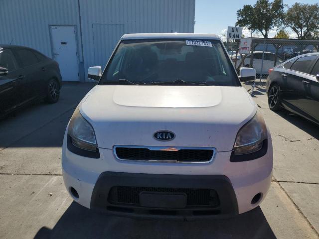 Photo 5 from auction – 2011 KIA SOUL + with VIN KNDJT2A21B7711319