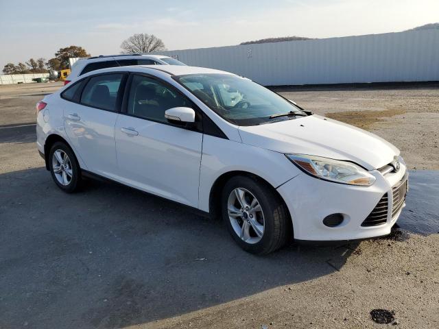 Снимка 4 от търг – 2014 FORD FOCUS SE с VIN 1FADP3F28EL396665