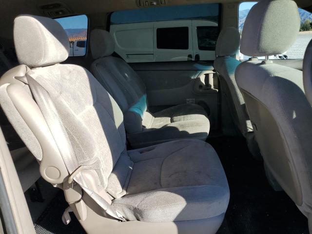 Photo 11 from auction – 2004 TOYOTA SIENNA CE with VIN 5TDZA23C54S104878