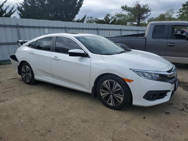 Photo 4 from auction – 2017 HONDA CIVIC EX with VIN 19XFC1F31HE212367
