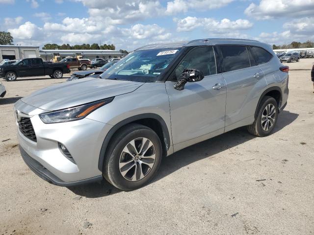 TOYOTA HIGHLANDER 2021 with VIN 5TDGZRAH8MS034980 - Photo from auction