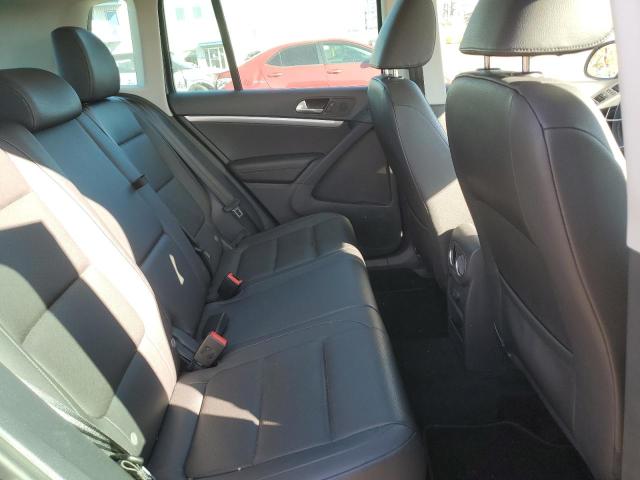 Photo 10 from auction – 2017 VOLKSWAGEN TIGUAN COM with VIN WVGMV7AX7HK034231