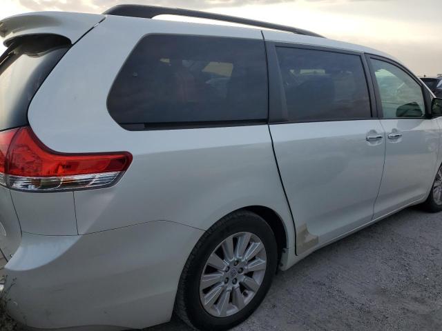 Photo 11 from auction – 2011 TOYOTA SIENNA XLE with VIN 5TDYK3DC8BS153275