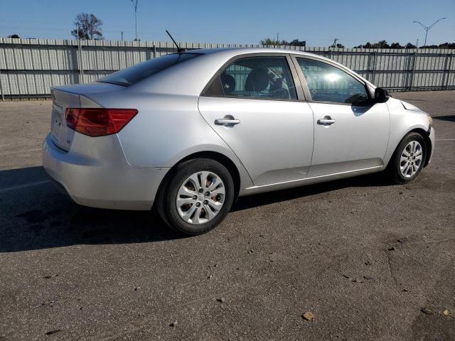 Photo 3 from auction – 2013 KIA FORTE EX with VIN KNAFU4A23D5738998
