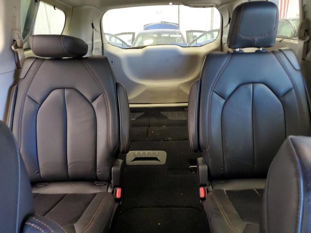 Photo 10 from auction – 2017 CHRYSLER PACIFICA T with VIN 2C4RC1BG8HR552586