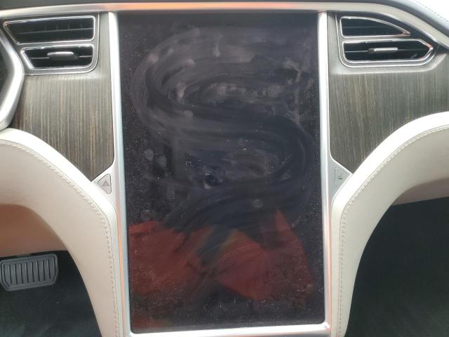 Photo 9 from auction – 2013 TESLA MODEL S with VIN 5YJSA1CN1DFP05772