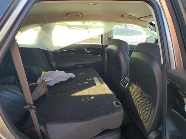 Photo 11 from auction – 2017 KIA SORENTO LX with VIN 5XYPGDA59HG195372