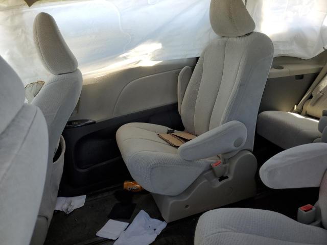 Photo 11 from auction – 2011 TOYOTA SIENNA LE with VIN 5TDJK3DC8BS023725