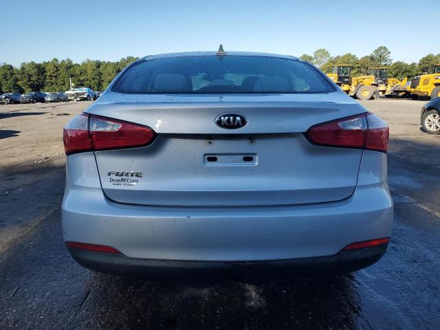 Photo 6 from auction – 2016 KIA FORTE LX with VIN KNAFX4A6XG5528042
