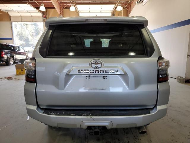 Photo 6 from auction – 2016 TOYOTA 4RUNNER SR with VIN JTEBU5JR5G5378251