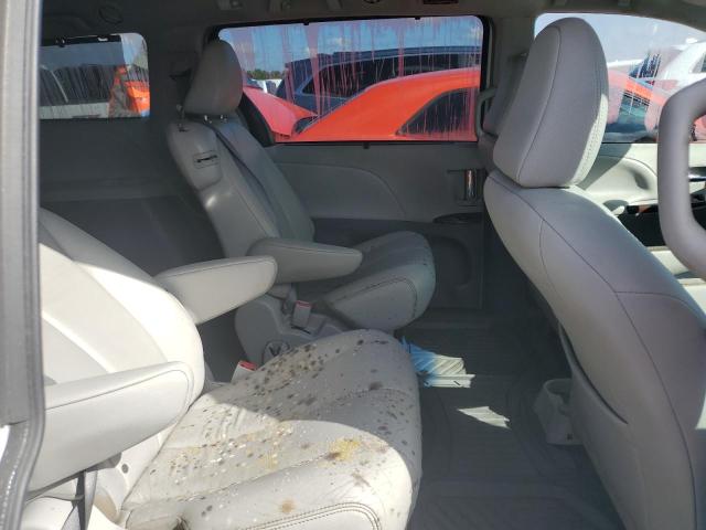 Photo 10 from auction – 2013 TOYOTA SIENNA XLE with VIN 5TDYK3DC3DS361308