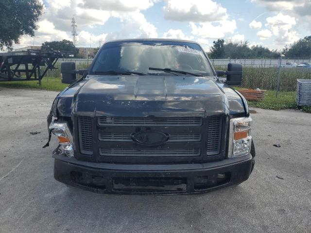 Photo 5 from auction – 2003 FORD EXCURSION with VIN 1FMNU44L23EA16256