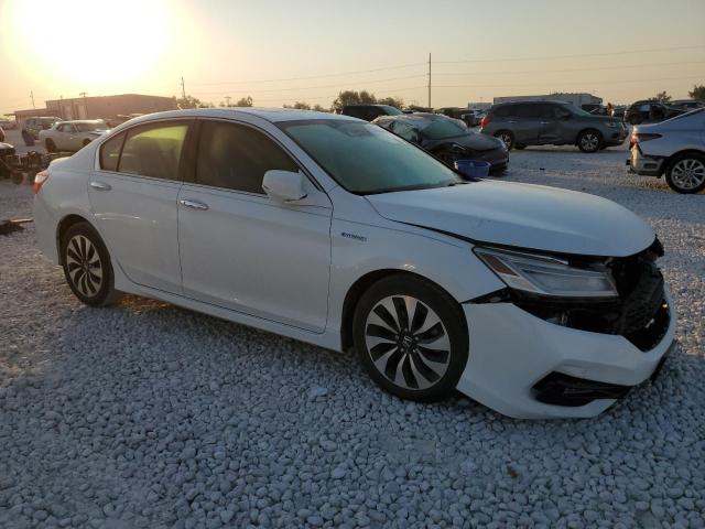 Photo 4 from auction – 2017 HONDA ACCORD TOU with VIN JHMCR6F71HC028280