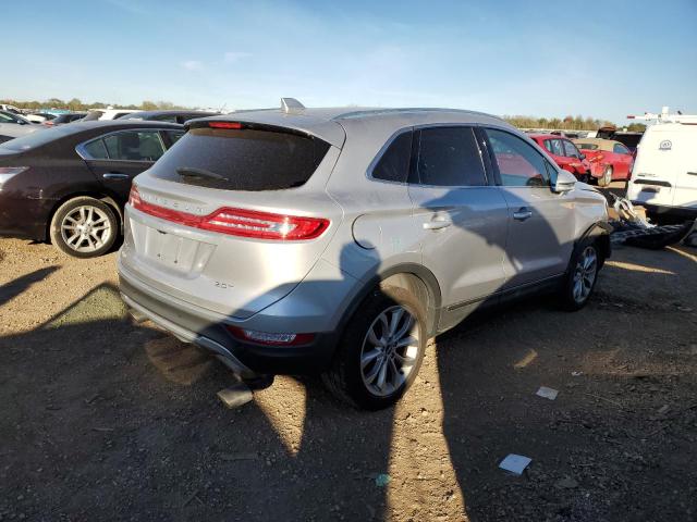 Photo 3 from auction – 2017 LINCOLN MKC SELECT with VIN 5LMCJ2C94HUL08608