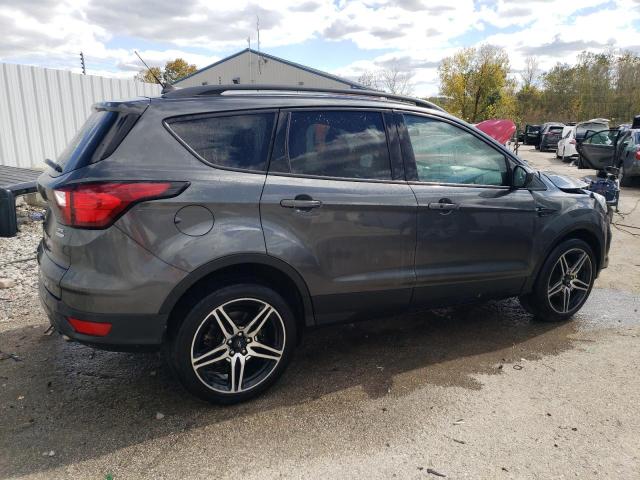 Photo 3 from auction – 2019 FORD ESCAPE SEL with VIN 1FMCU0HD7KUA95365