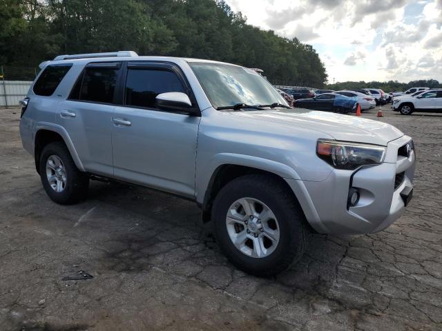 Photo 4 from auction – 2015 TOYOTA 4RUNNER with VIN JTEZU5JR3F5096820
