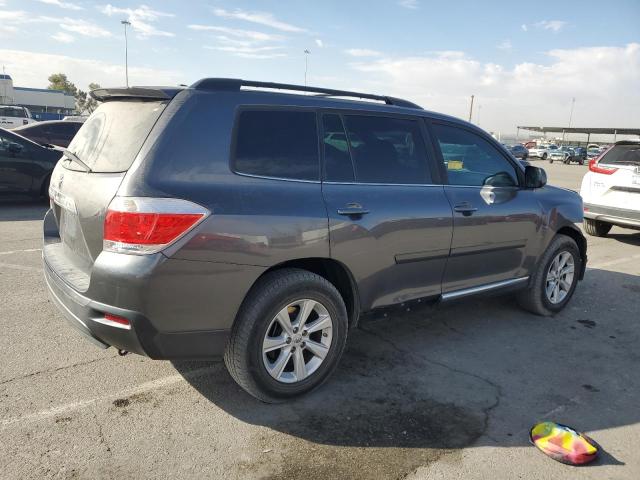 Photo 3 from auction – 2011 TOYOTA HIGHLANDER with VIN 5TDZK3EH2BS047998