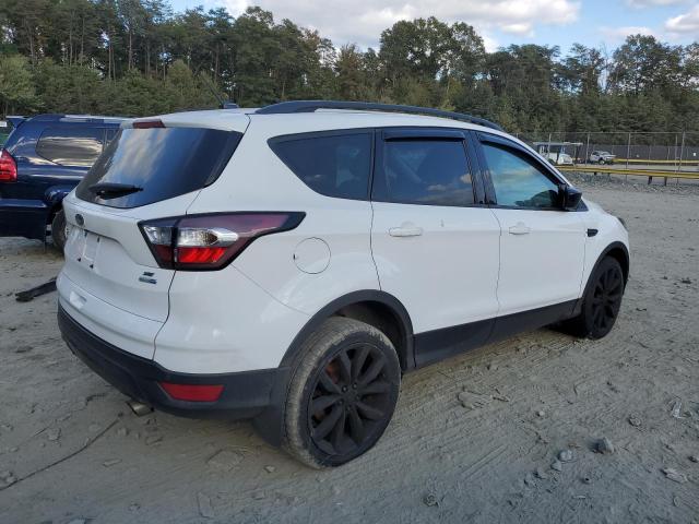 Photo 3 from auction – 2017 FORD ESCAPE SE with VIN 1FMCU9G92HUB87302