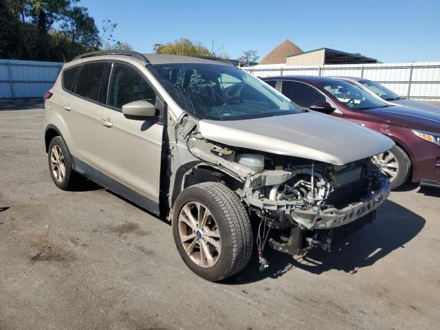 Photo 4 from auction – 2018 FORD ESCAPE SE with VIN 1FMCU0GD0JUC10498