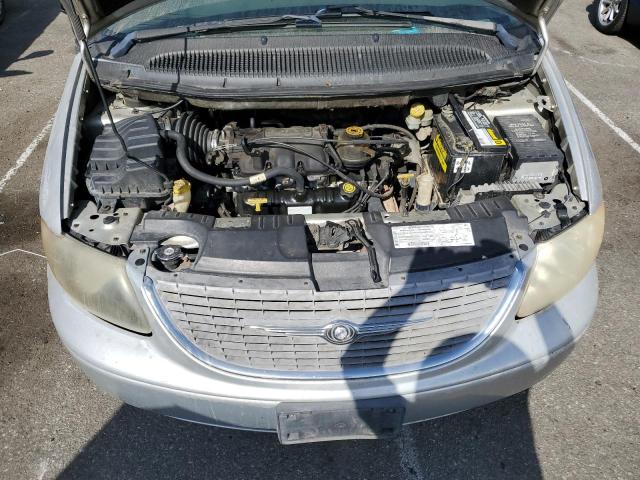 Photo 12 from auction – 2002 CHRYSLER TOWN & COU with VIN 2C8GP34362R560807