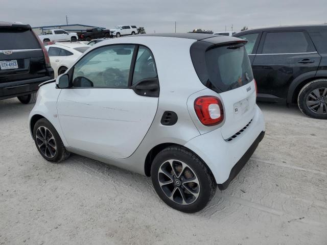 Photo 2 from auction – 2016 SMART FORTWO with VIN WMEFJ5DA5GK046706