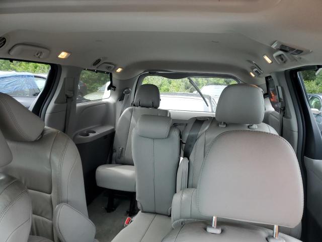 Photo 10 from auction – 2017 TOYOTA SIENNA XLE with VIN 5TDYZ3DC8HS852216