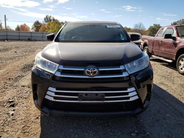 Photo 5 from auction – 2017 TOYOTA HIGHLANDER with VIN 5TDBZRFH4HS377519