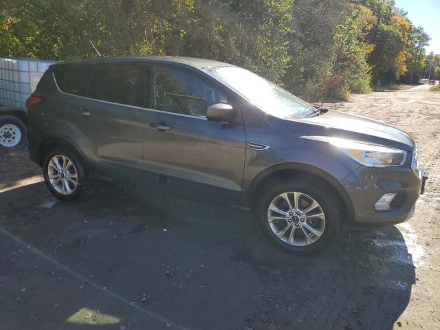 Photo 4 from auction – 2019 FORD ESCAPE SE with VIN 1FMCU9GD2KUB07122