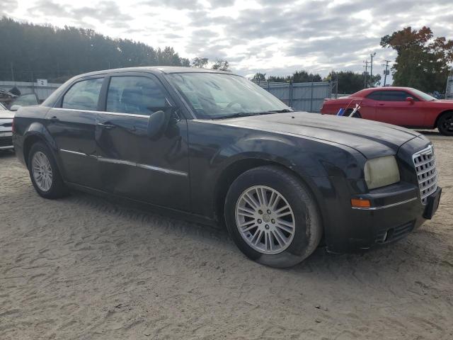Photo 4 from auction – 2008 CHRYSLER 300 LX with VIN 2C3KA43R08H145946