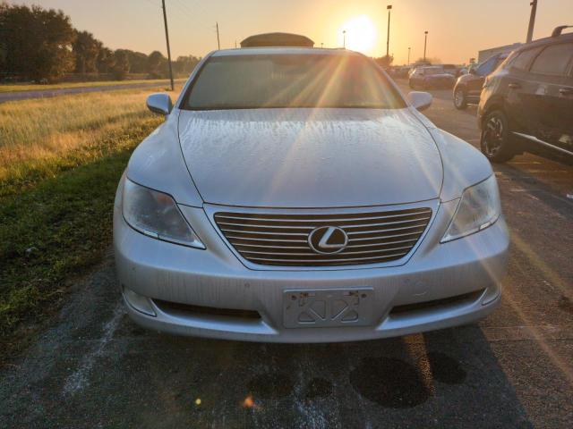 Photo 5 from auction – 2007 LEXUS LS 460L with VIN JTHGL46F375006668