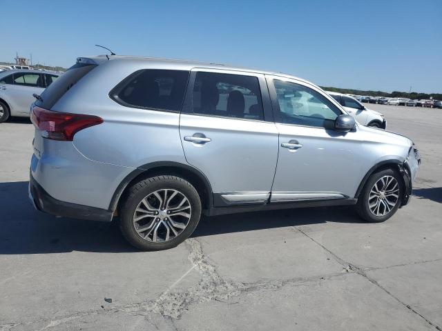 Photo 3 from auction – 2016 MITSUBISHI OUTLANDER with VIN JA4AD3A35GZ056308