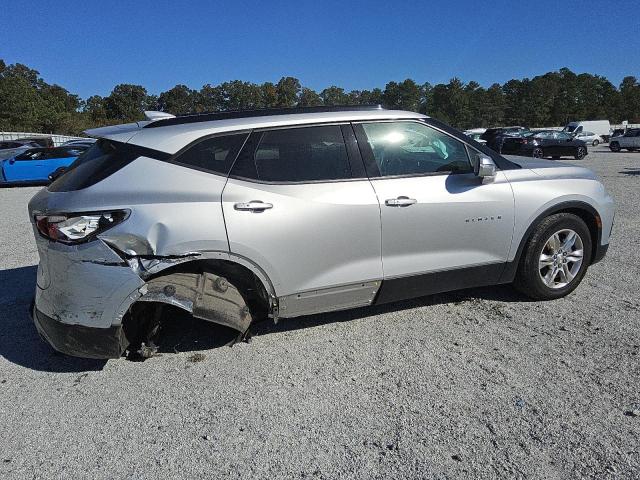 Photo 3 from auction – 2020 CHEVROLET BLAZER 2LT with VIN 3GNKBHRSXLS683397