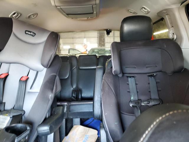 Photo 10 from auction – 2014 CHRYSLER TOWN & COU with VIN 2C4RC1GG7ER387246