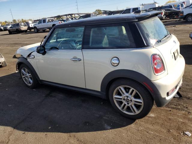 Photo 2 from auction – 2011 MINI COOPER S with VIN WMWSV3C58BTY12180